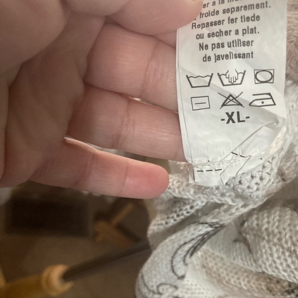 JM Made in Italy knitted top. Light floral pattern. Size XL. - Picture 6 of 6